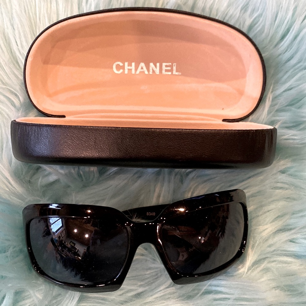Beautiful Chanel sunglasses